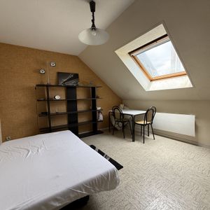 Studio meublé - Boulevard Maignan Larivière - Photo 2