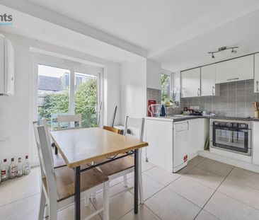 4 bedroom terraced house to rent - Photo 6