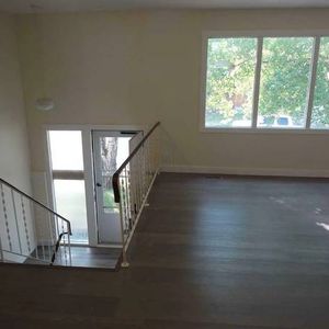 3bed duplex with own backyard & parking Huntington NW Nov 1 - Photo 2