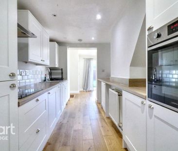 2 bedroom terraced house to rent - Photo 3