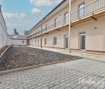 Pronájem bytu 1+1 25 m2 - Fotografie 4