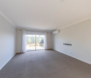 37 Adelong Bvd, Cobblebank VIC 3338 - Photo 1