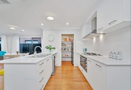Contemporary Living at Its Best - Beautiful Home with Remarkable Electricity Savings! - Photo 3