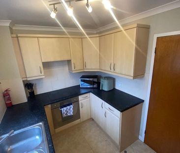 Room in a Shared Flat, St. Lukes Close, SE25 - Photo 6