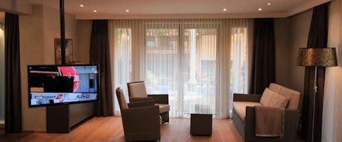 Großräumiges Terrassen-Apartment in direkter Rheinnähe - Foto 1