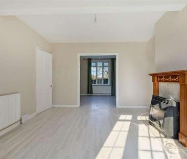 Beeleigh Road, Morden, SM4 - Photo 2