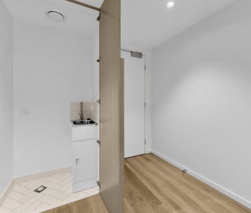 Luxury Opera Apartment Complex - Photo 3