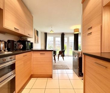 Stonechat Mews, Greenhithe, DA9 - Photo 5