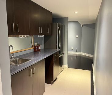 For Lease - 8 Dovetail Drive, Richmond Hill, Ontario - Photo 5