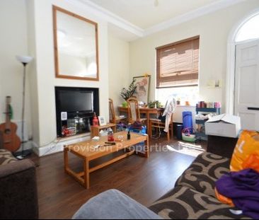 2 Bed Properties Hyde Park Leeds - Photo 4