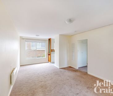 8/162 Barkers Road, Hawthorn - Photo 3