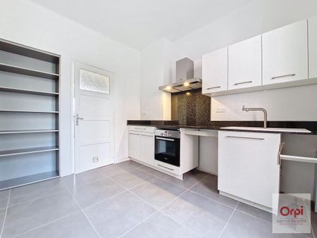 Location Appartement 4 pièces 80m² AJACCIO 20090 - Photo 4