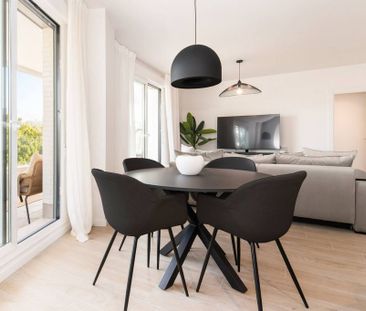 Luxury Apartment for rent in Marbella, Andalusia - Photo 5