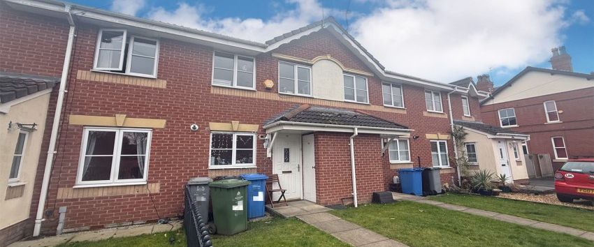 2 Bedroom Terraced To Let - Photo 1