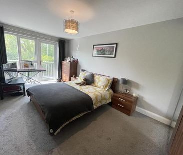 Apt 5 Woodlands Manor, 59 Stockmans Way, Belfast, BT9 7GL - Photo 4