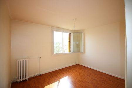 Location appartement 4 pièces, 66.00m², Clamart - Photo 2