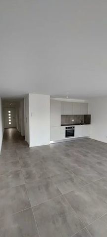 Appartement de 2.5 pièces au rez-de-chaussée - Photo 4