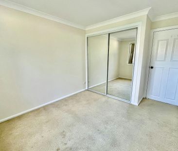 Freshly Painted 3 Bedroom Home - Photo 5
