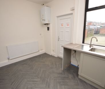 2 Bedroom Terraced House - Photo 6