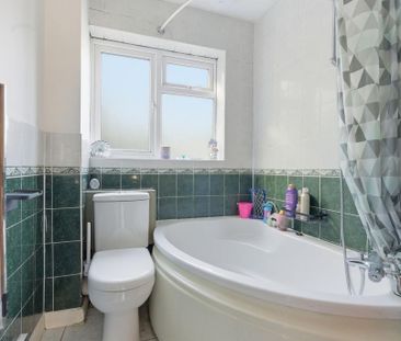 3 bedroom maisonette to rent - Photo 5