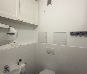 RUHIG WOHNEN. ENTSPANNT LEBEN. – 3 ZIMMER MIT BALKON & POOL | ZELLM... - Foto 5