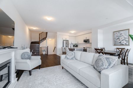 For Lease - 1302 Muller Lane, Oakville, Ontario - Photo 4