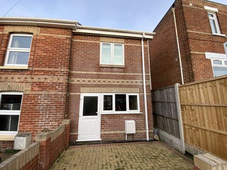 Melville Road, Winton, Bournemouth - Photo 5