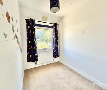 3 bedroom terraced house to rent - Photo 3