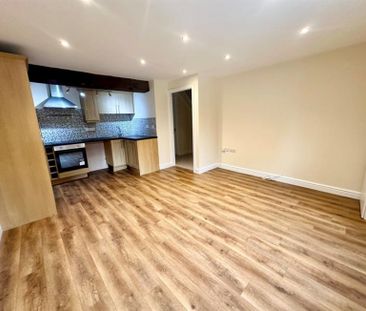 2 Bedroom Apartment To Let - Photo 3