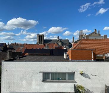 Appartement te huur - Photo 1