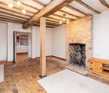 2 bed House To Let - Photo 1