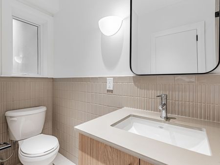 For Lease - 2528 Yonge Street Unit# 2, Toronto, Ontario - Photo 3