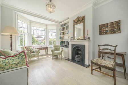 Ernest Gardens, Chiswick, W4 - Photo 2