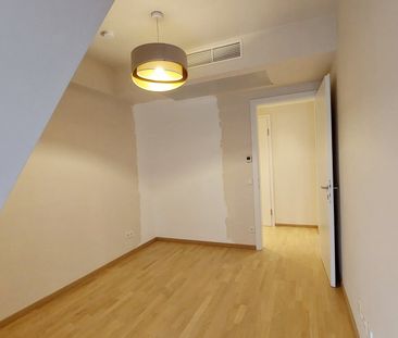 Perfekte Kombination aus Altbauflair und modernstem Wohnen im Herze... - Photo 1