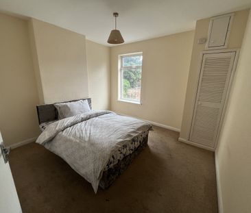 TWO BEDROOMS LOCATED CLOSE TO THE CITY CENTRE LOW MAINTENANCE ENCLO... - Photo 5