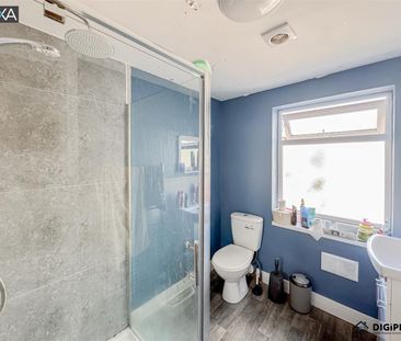 Room For Rent Queen Street, Pontypridd - Photo 4