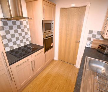 2 bedroom apartment to rent - Photo 5