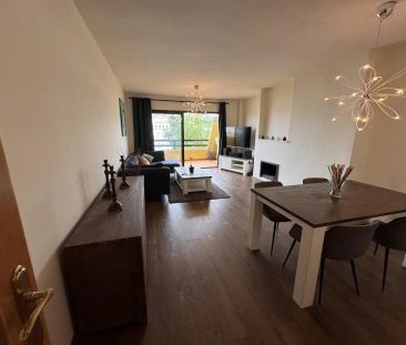 Piso de alquiler en Calle Alcaucín, 7, La Concha - Resina Golf - Foto 4