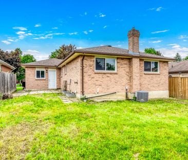 For Lease - 115 Scenic Wood Crescent, Kitchener, Ontario - Photo 3