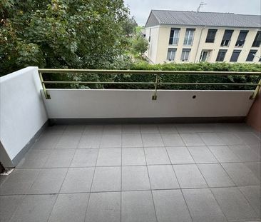 Appartement rénové de 4,5 pièces de 85m2 avec balcon, au 1er étage - Photo 6
