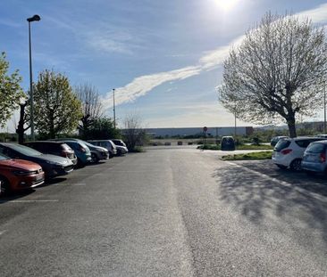 Location Appartement 2 pièces 52m² LA CHAPELLE ST LUC 10600 - Photo 6