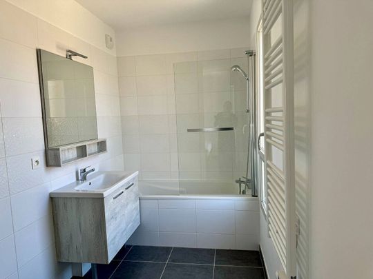 Location maison 4 pièces 84.36 m² à Ollioules (83190) - Photo 1