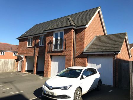 2 bedroom coach house to rent - Photo 5