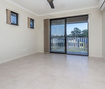 2 Bedroom Modern Duplex - Photo 3