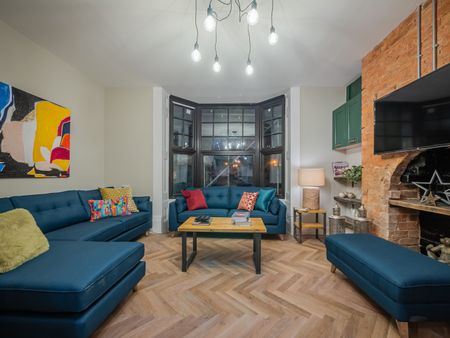 Francis Road Room 7 - Photo 3