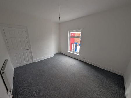 2 bedroom house to rent - Photo 2
