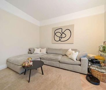 Sunny Gardens Road, Hendon, NW4 - Photo 2