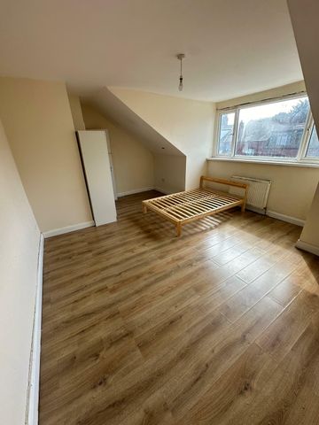 12 Bexley Terrace - Photo 2