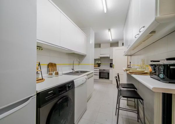 Calle Berna, Pozuelo de Alarcón, Community of Madrid 28224