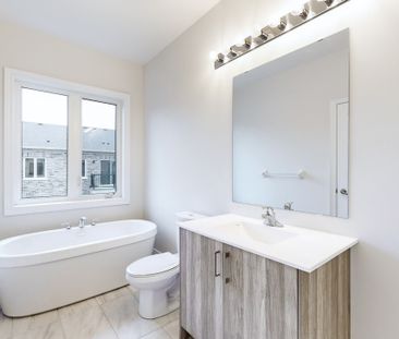 For Lease - 220 Tennant Circle, Vaughan, Ontario - Photo 6